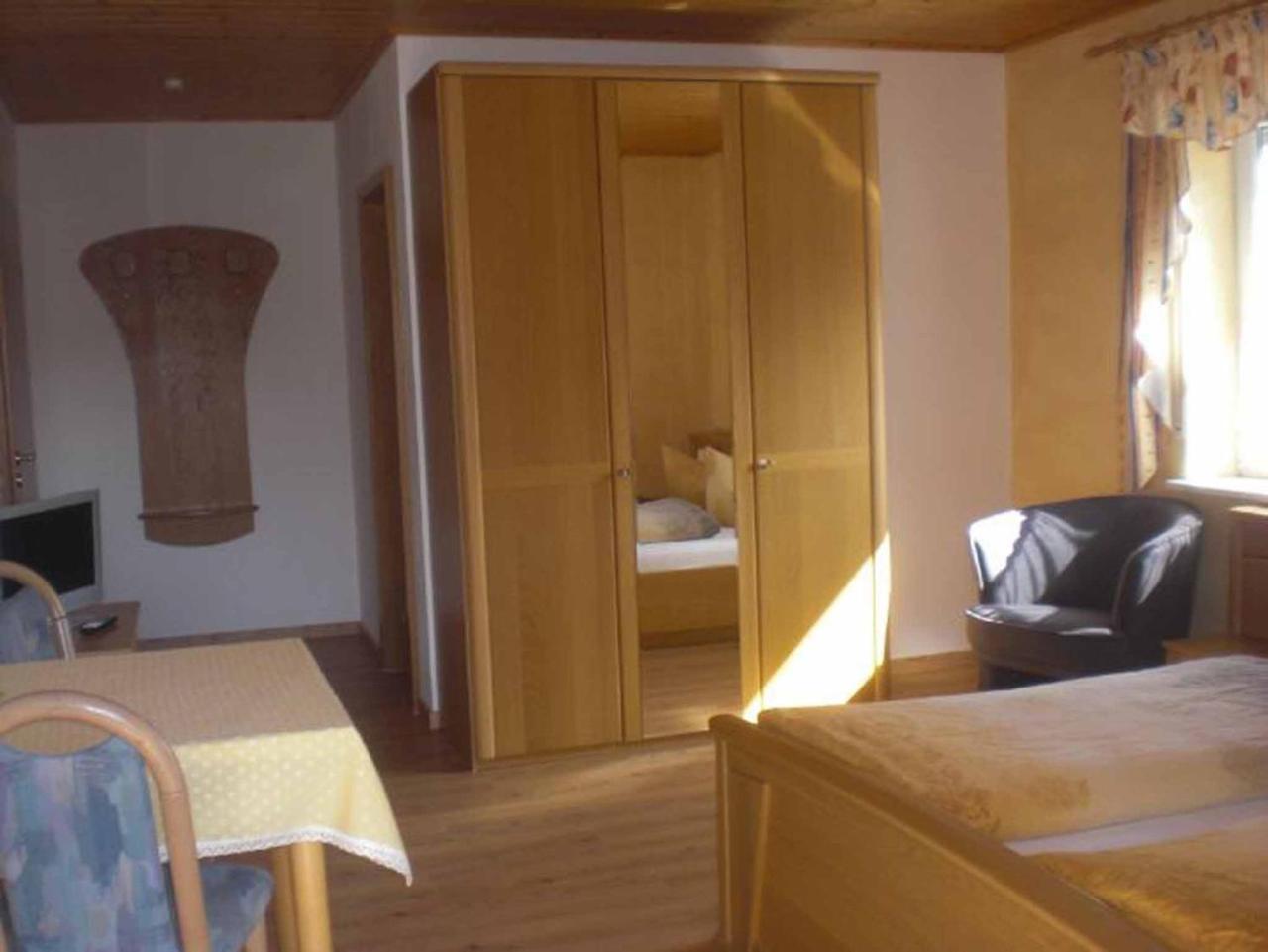 Pension Haus Am Heubach Bad Staffelstein Esterno foto