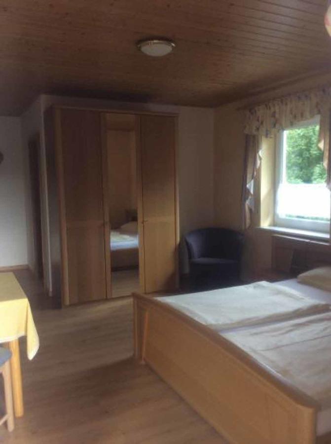 Pension Haus Am Heubach Bad Staffelstein Esterno foto
