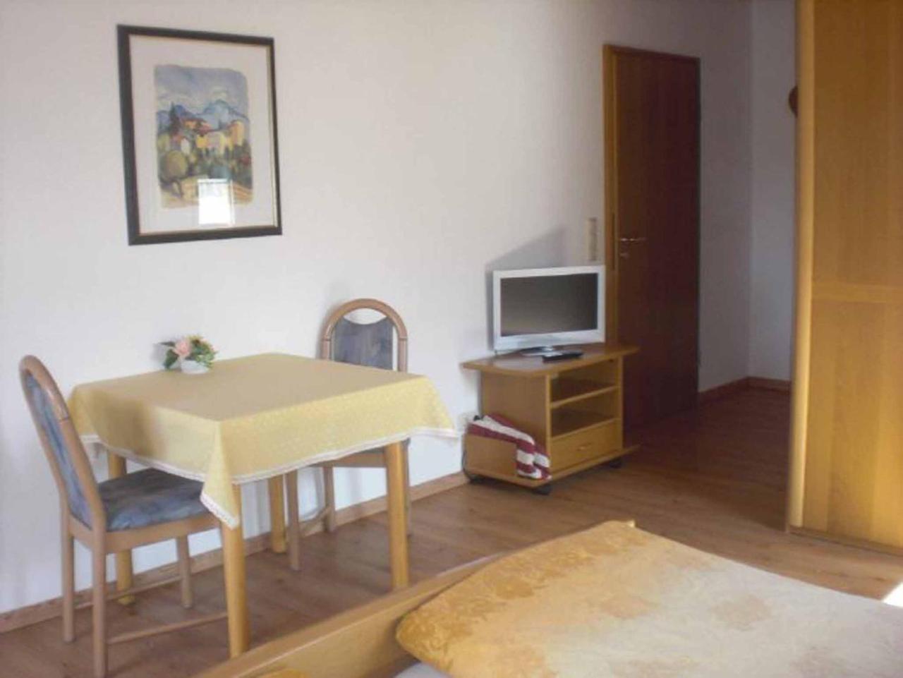 Pension Haus Am Heubach Bad Staffelstein Esterno foto