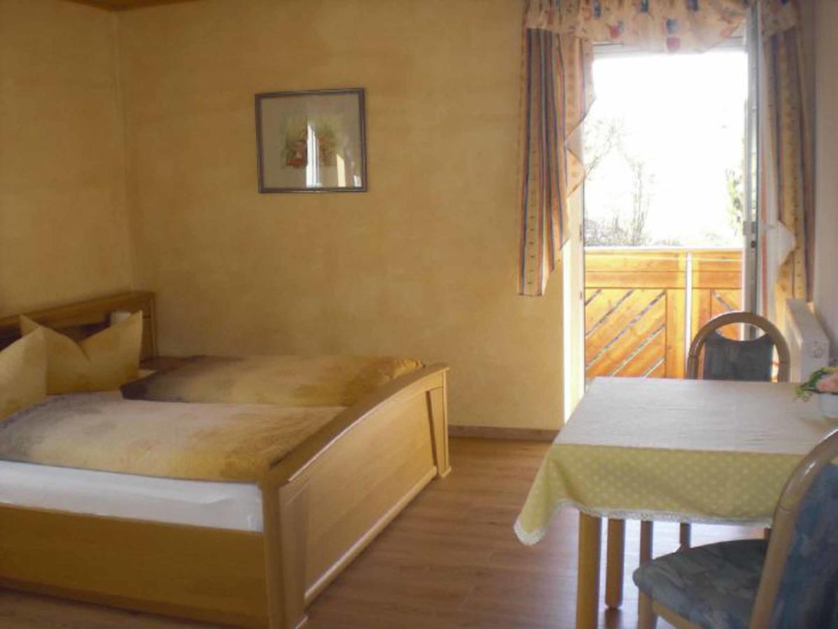 Pension Haus Am Heubach Bad Staffelstein Esterno foto